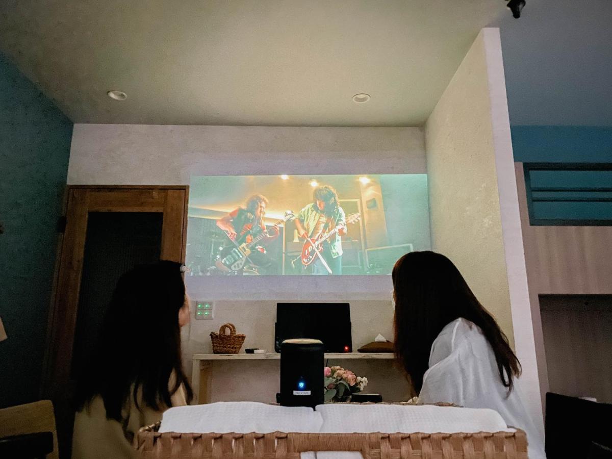 Hotel 7 & Cafe 2*