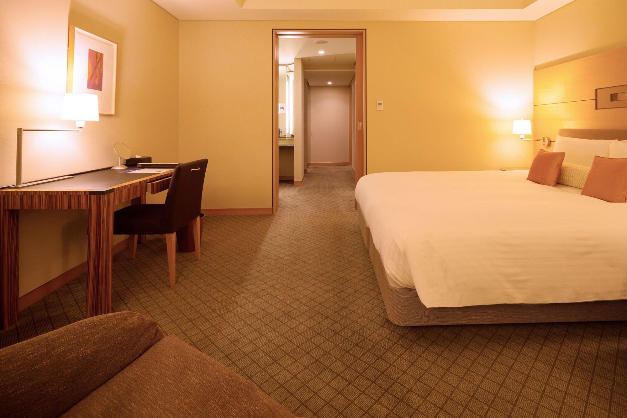 Marunouchi Hotel 5*