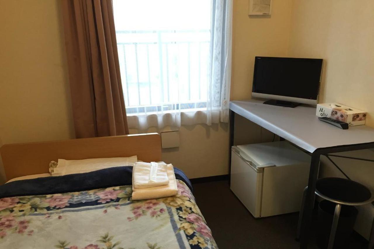 Palace Japan Hostel *