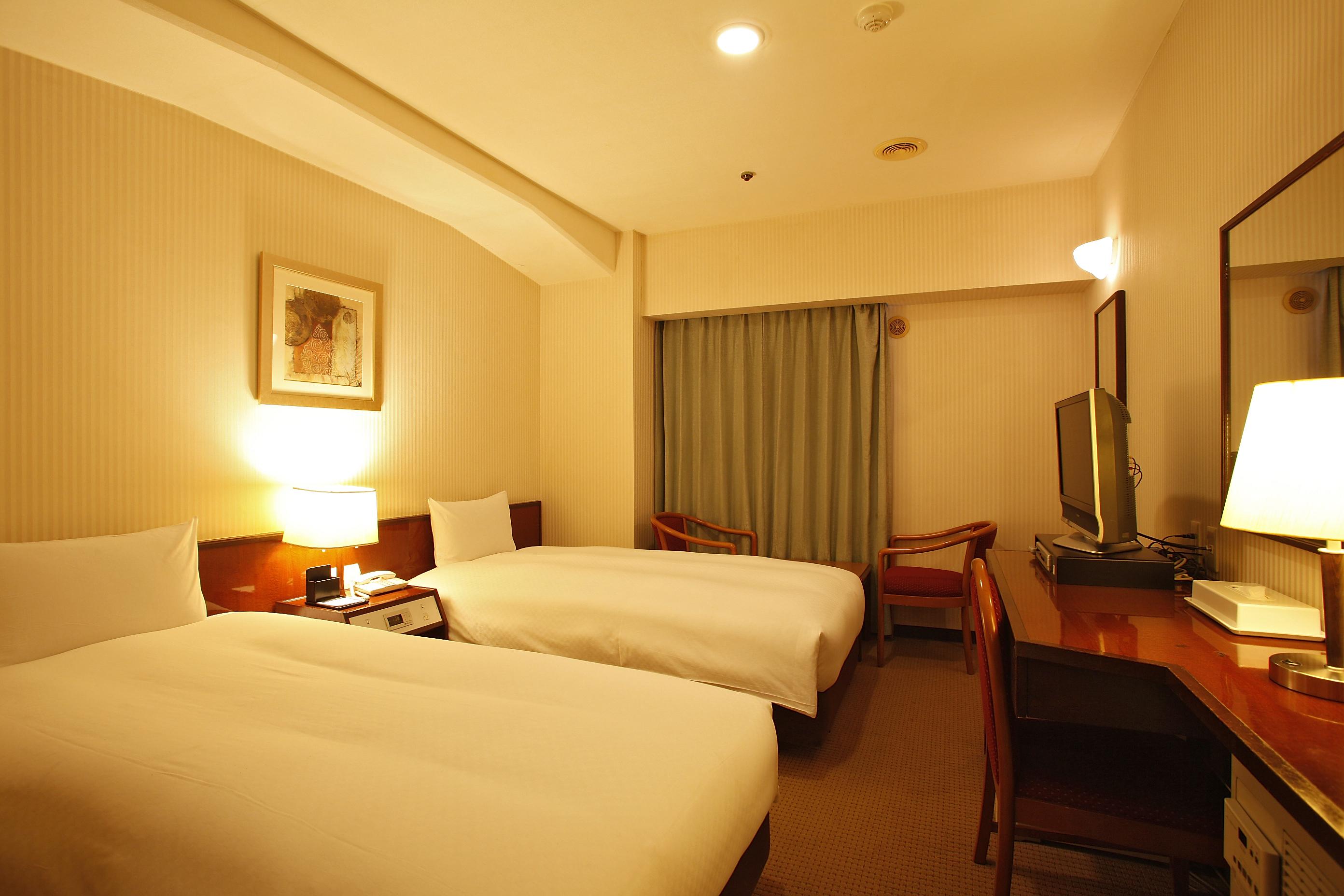 Sun Members Shinjuku Economy hotel 3*