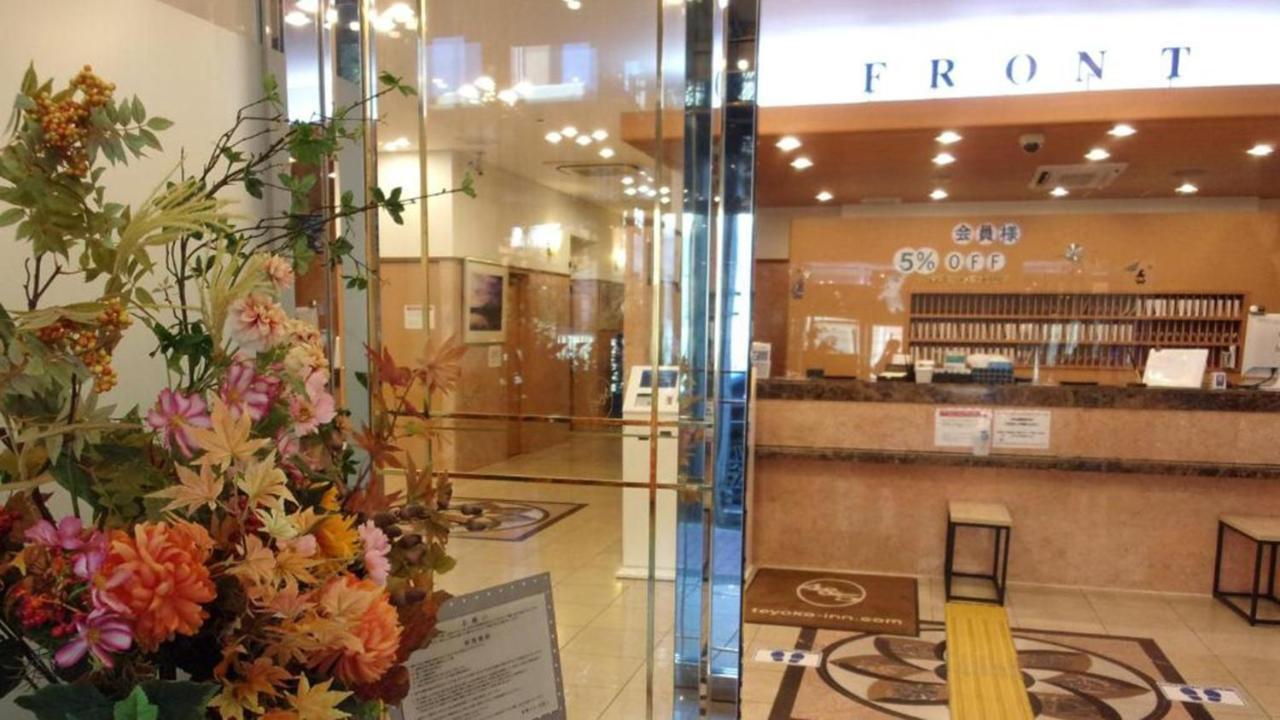 Toyoko Akabane-eki Higashi-guchi Ichiban-gai Tokyo