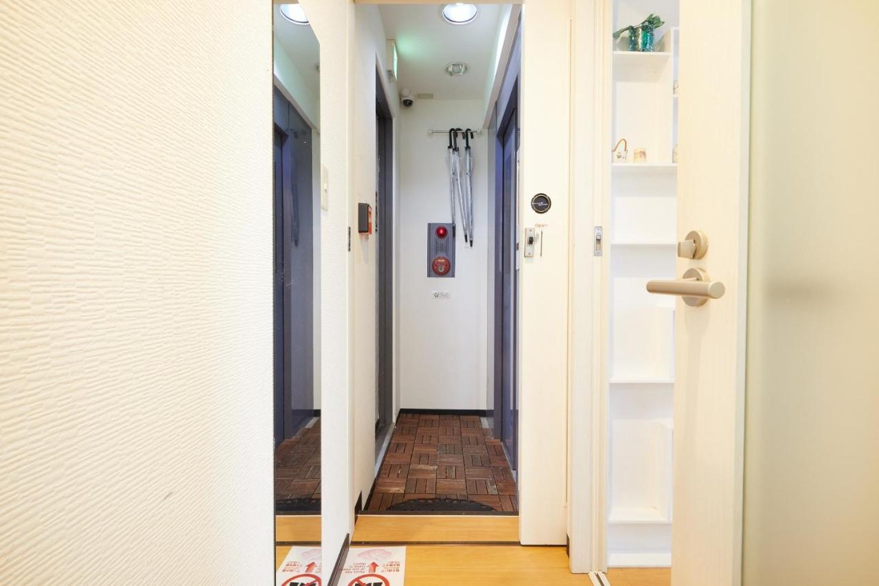 Superior In Shinjuku, Apartment