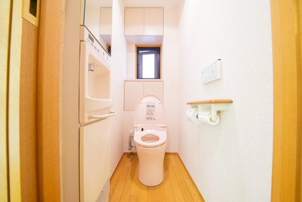 La3 新宿三階建て一軒家（屋内エレベーター付き) Villa *