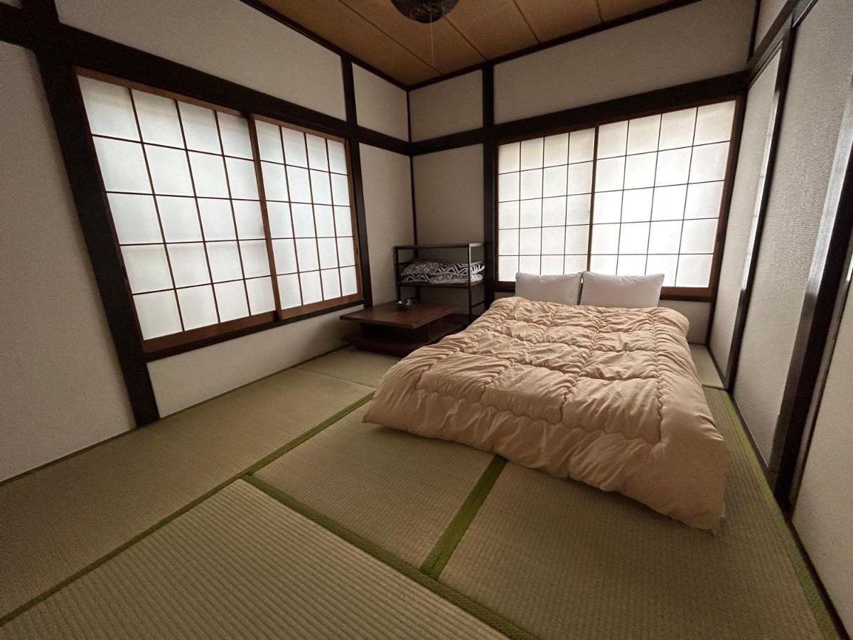 1970's Japanese Style Dorm House Apartment Tokyo