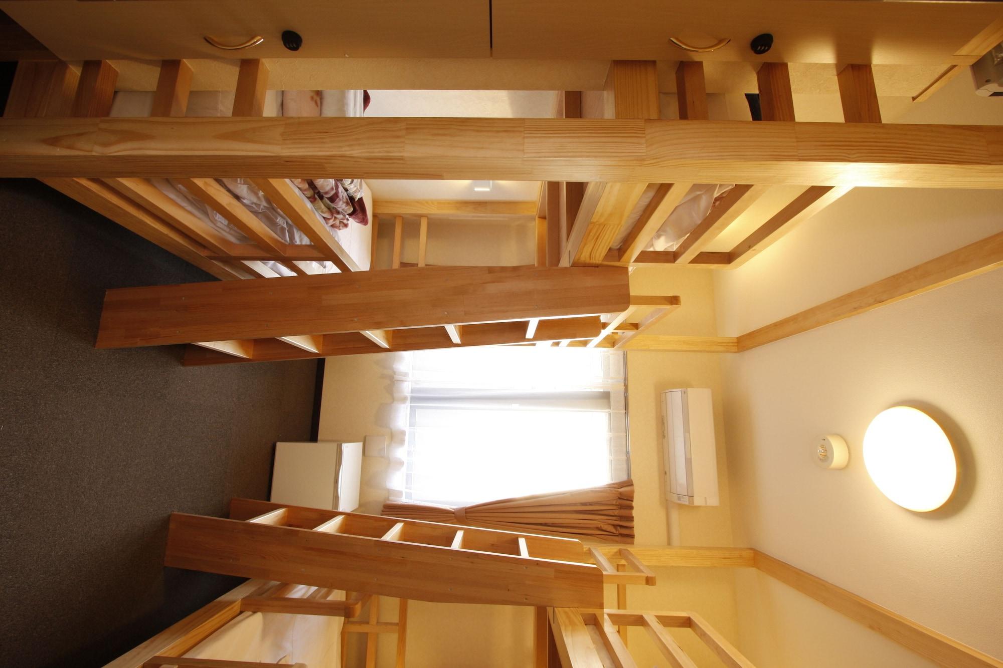 Palace Japan Hostel