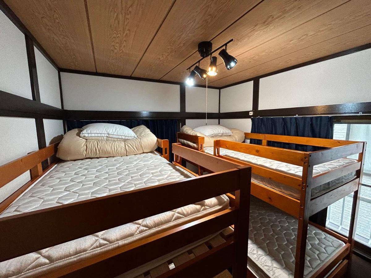 Apartment 1970's Japanese Style Dorm House *