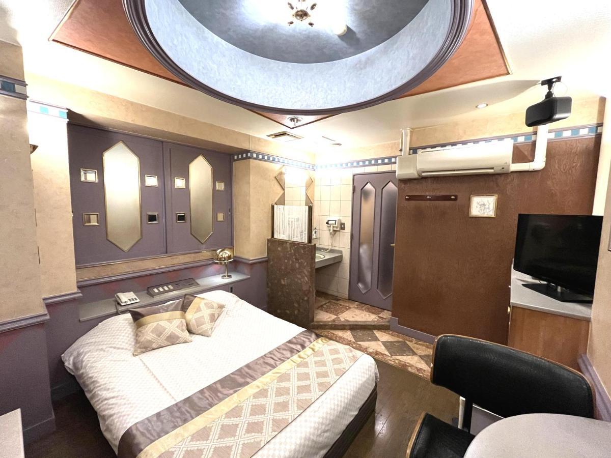 Hotel Crystal 大人専用
