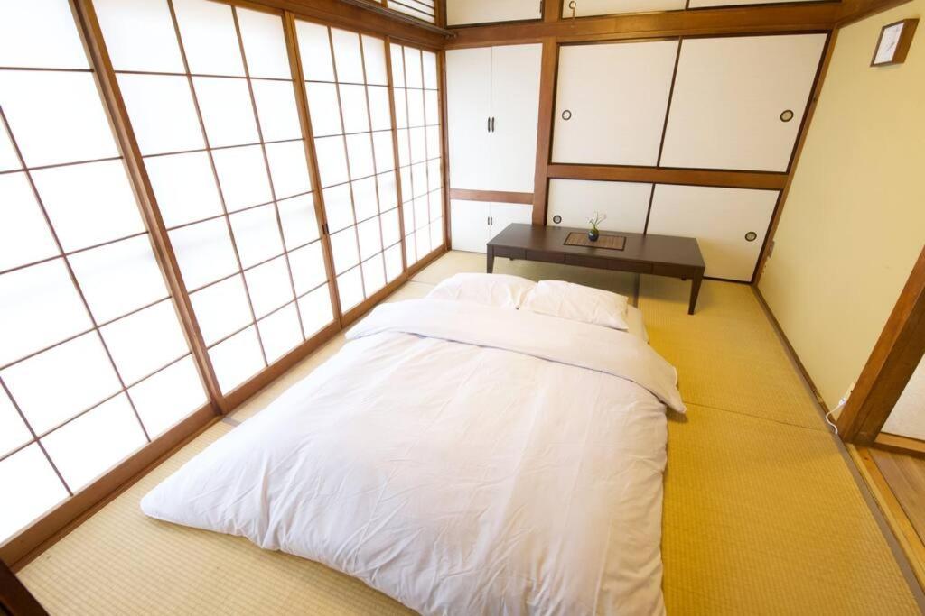 鎌倉一丁目貸家 * Tokyo