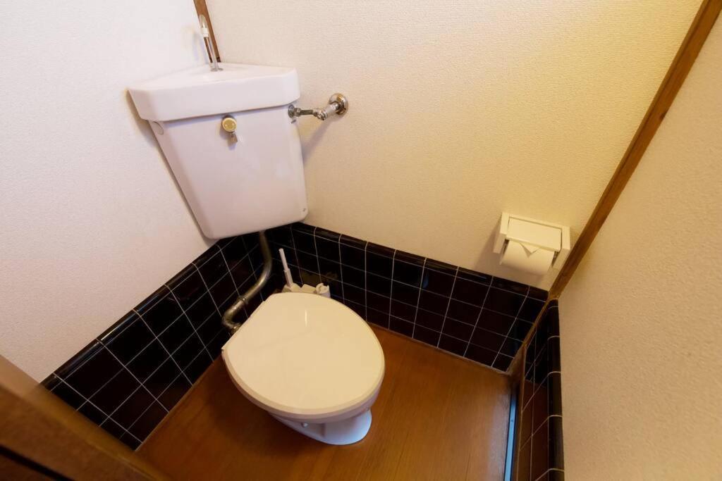 鎌倉一丁目貸家