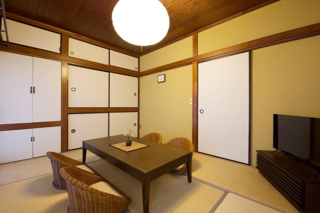 鎌倉一丁目貸家 * Tokyo