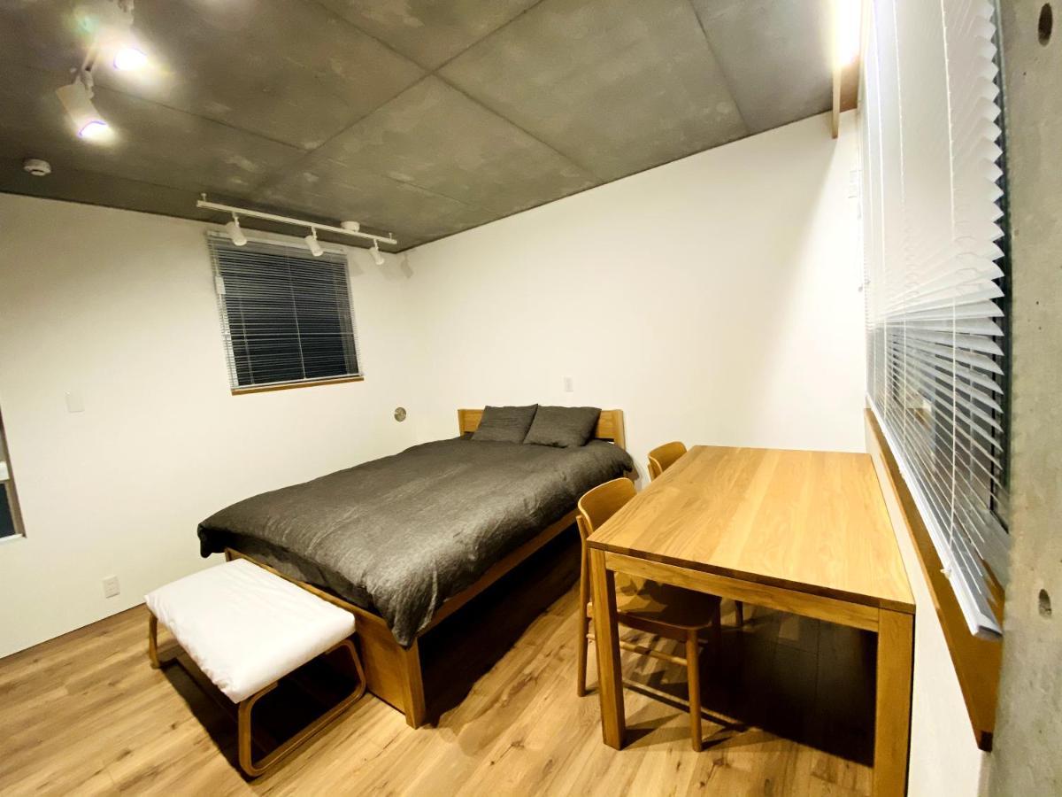 Jr Line, New Open Apartment Tokyo