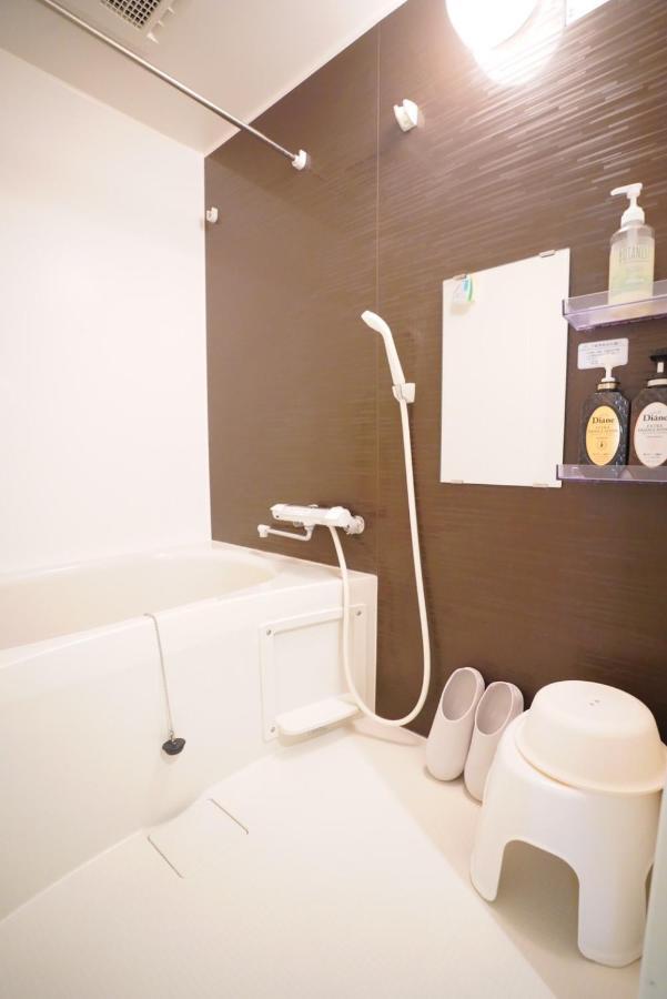 The Baron西新宿303セルフコーヒー付き Apartment *