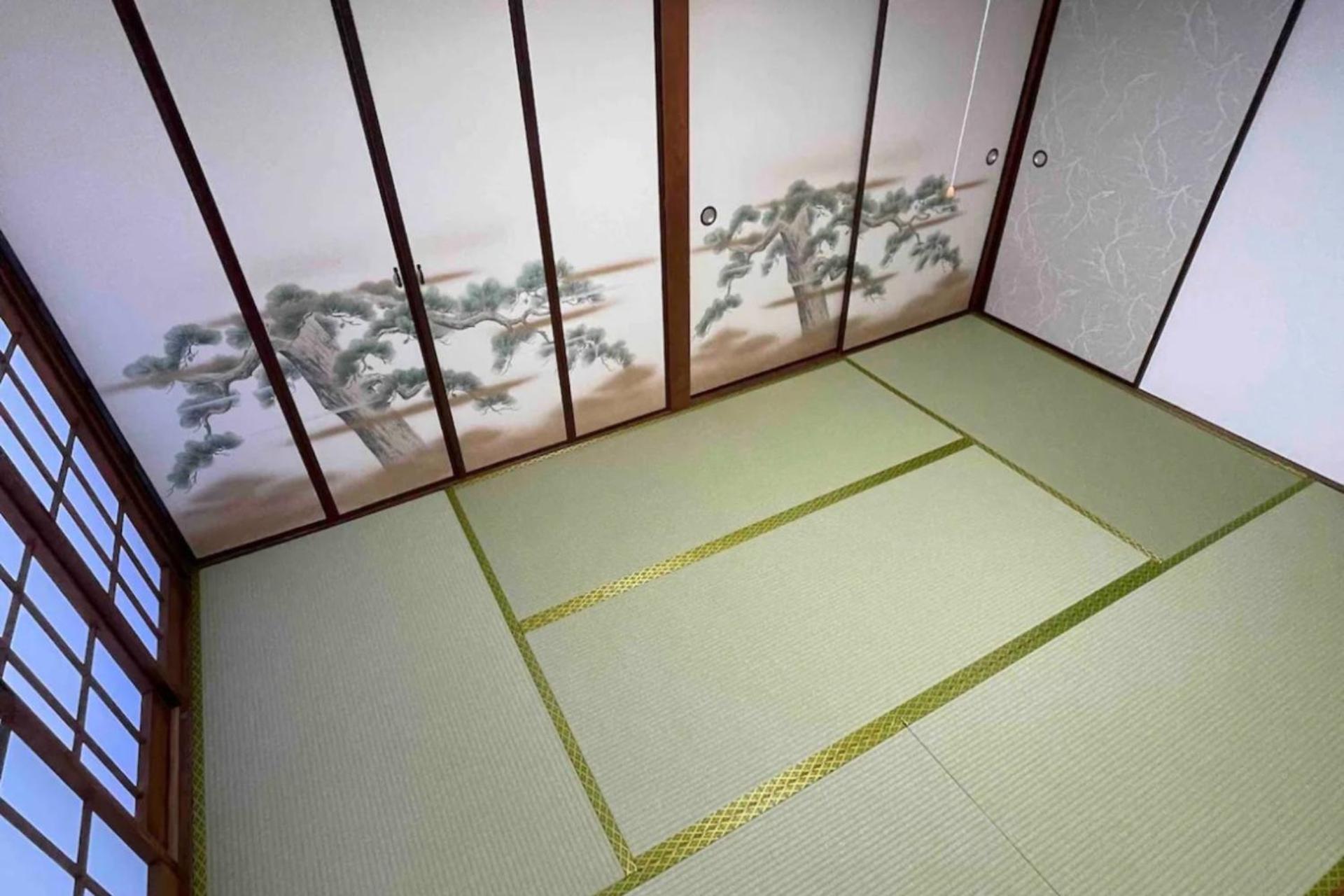 In Japan Apartment *