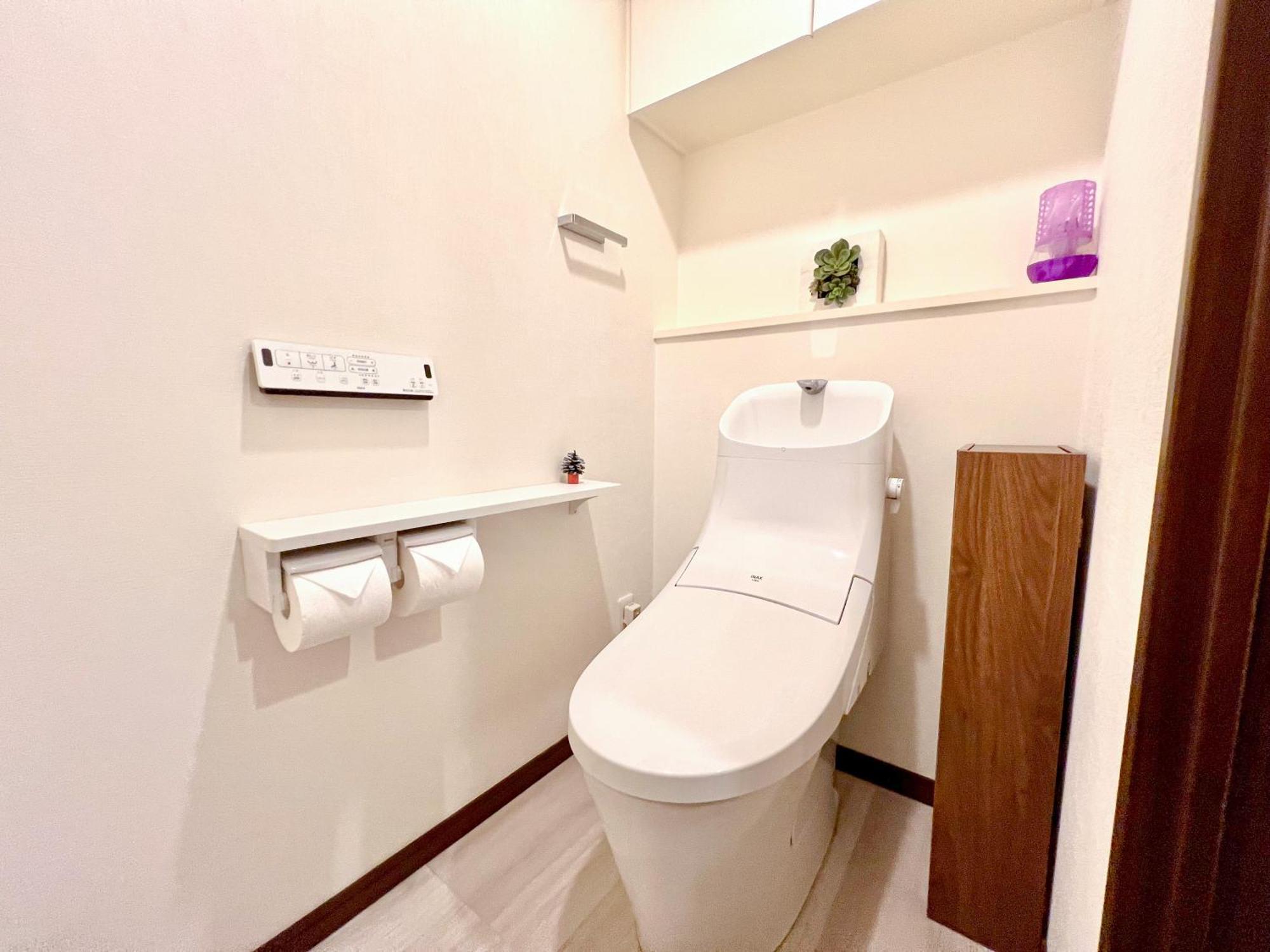 Apartment East Ikebukuro 2 Double Beds / Sunshine *
