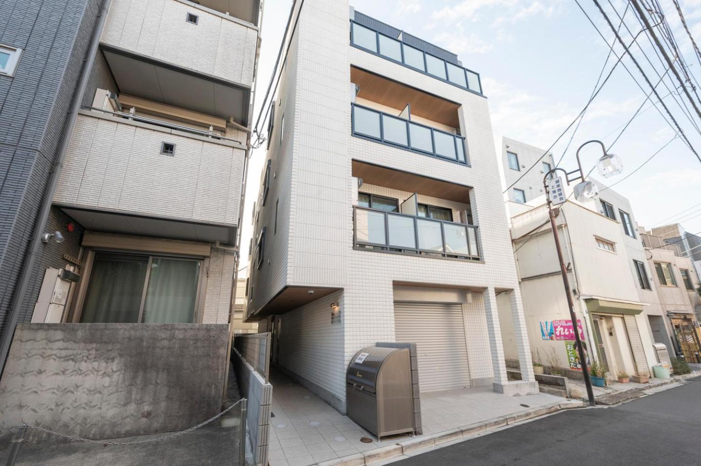 J's Court Ochiai Apartment