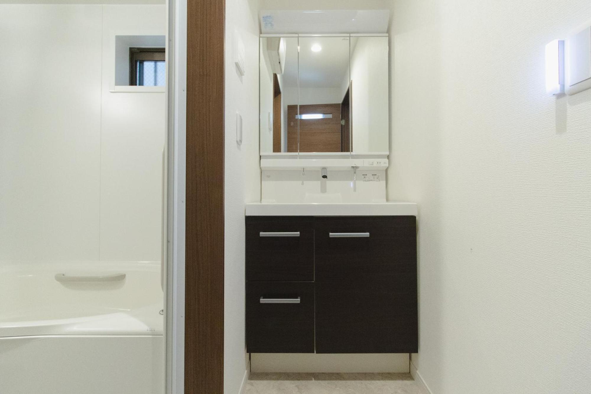 Holiday home Qiqi House Serenity 新築一軒家宿 Brand New Exclusive 3-story House Near Skytree Asakusa