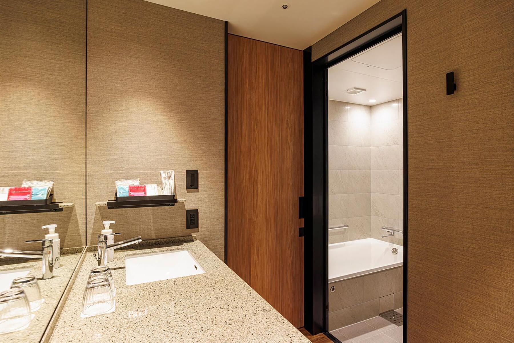 Hotel Metropolitan Haneda 4*