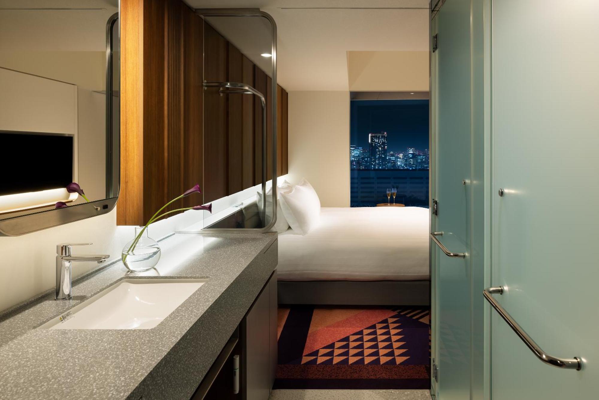 Groove Shinjuku, A Parkroyal 4*