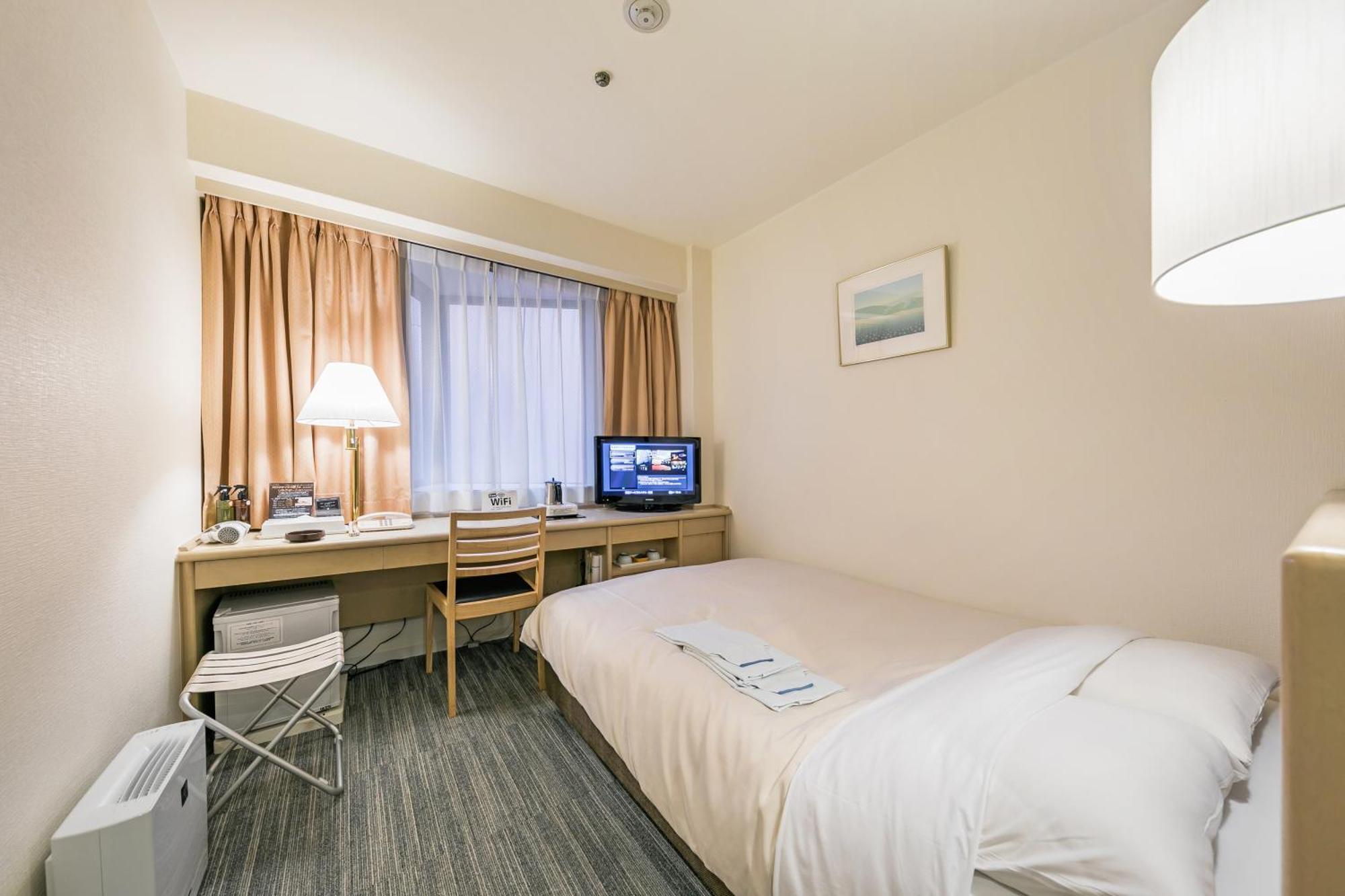 Ginza Capital Akane Hotel 3*