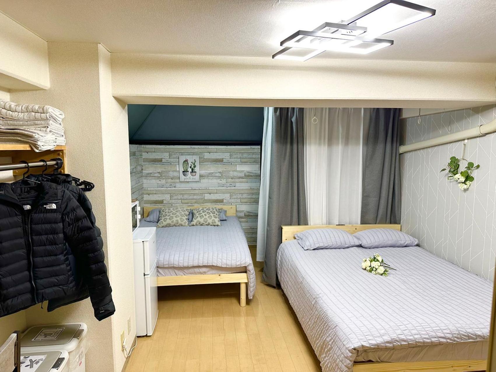 F Mansion 西新宿五丁目 * Tokyo