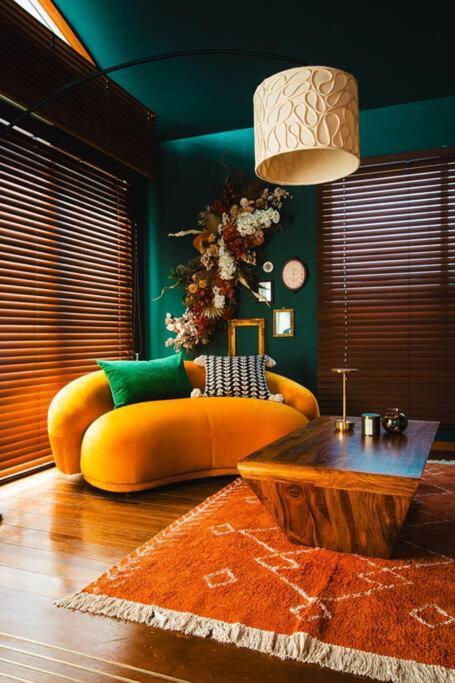 Apartment The Archaic / Luxury Near Shinjuku Tokyo