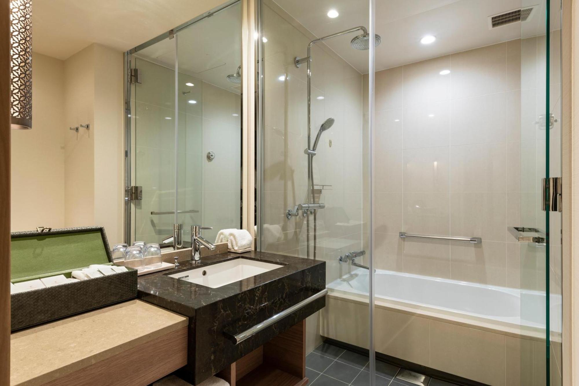 The Celestine Ginza 4*