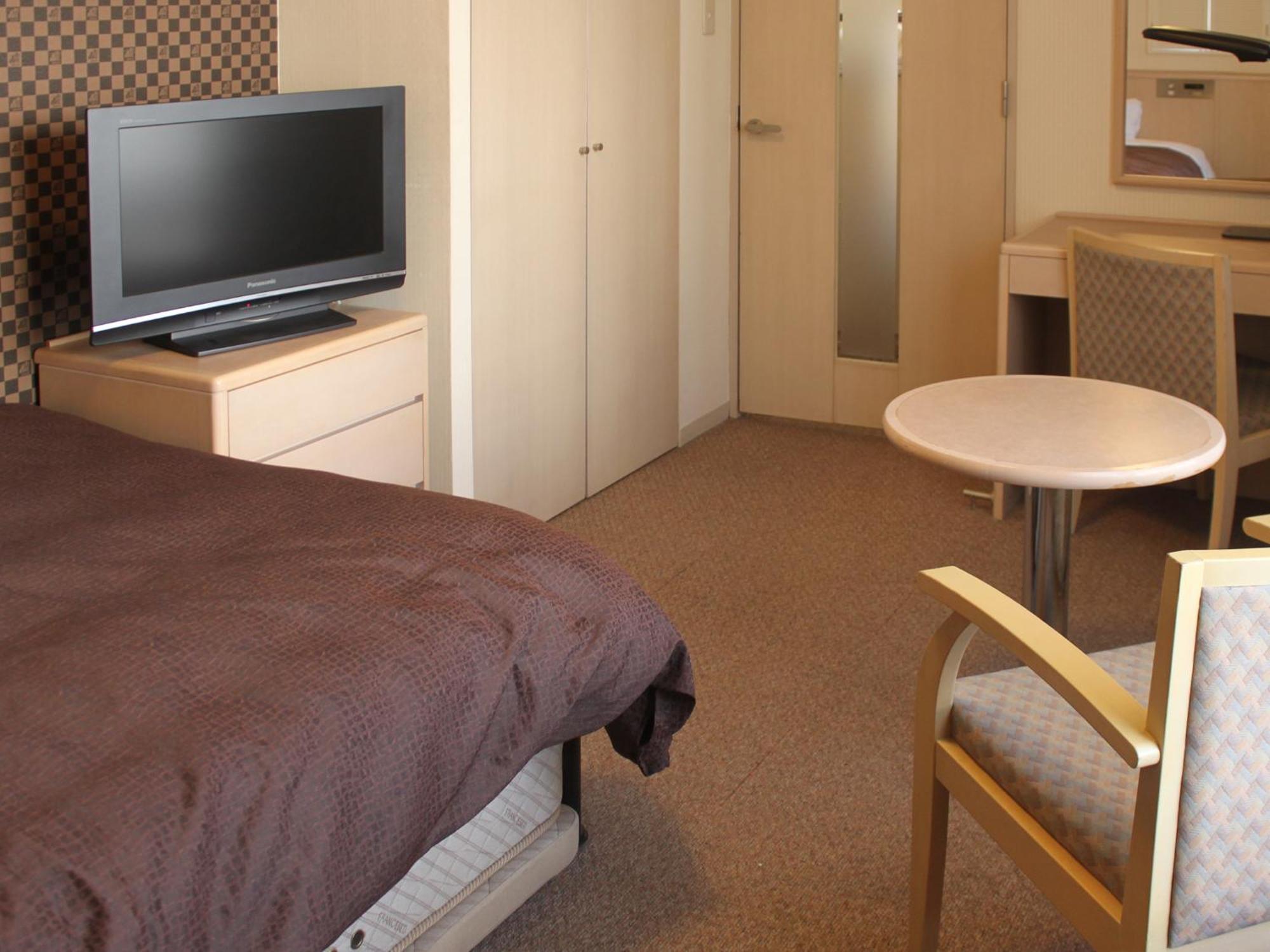 Hotel Livemax Budget Shinbashi 2*