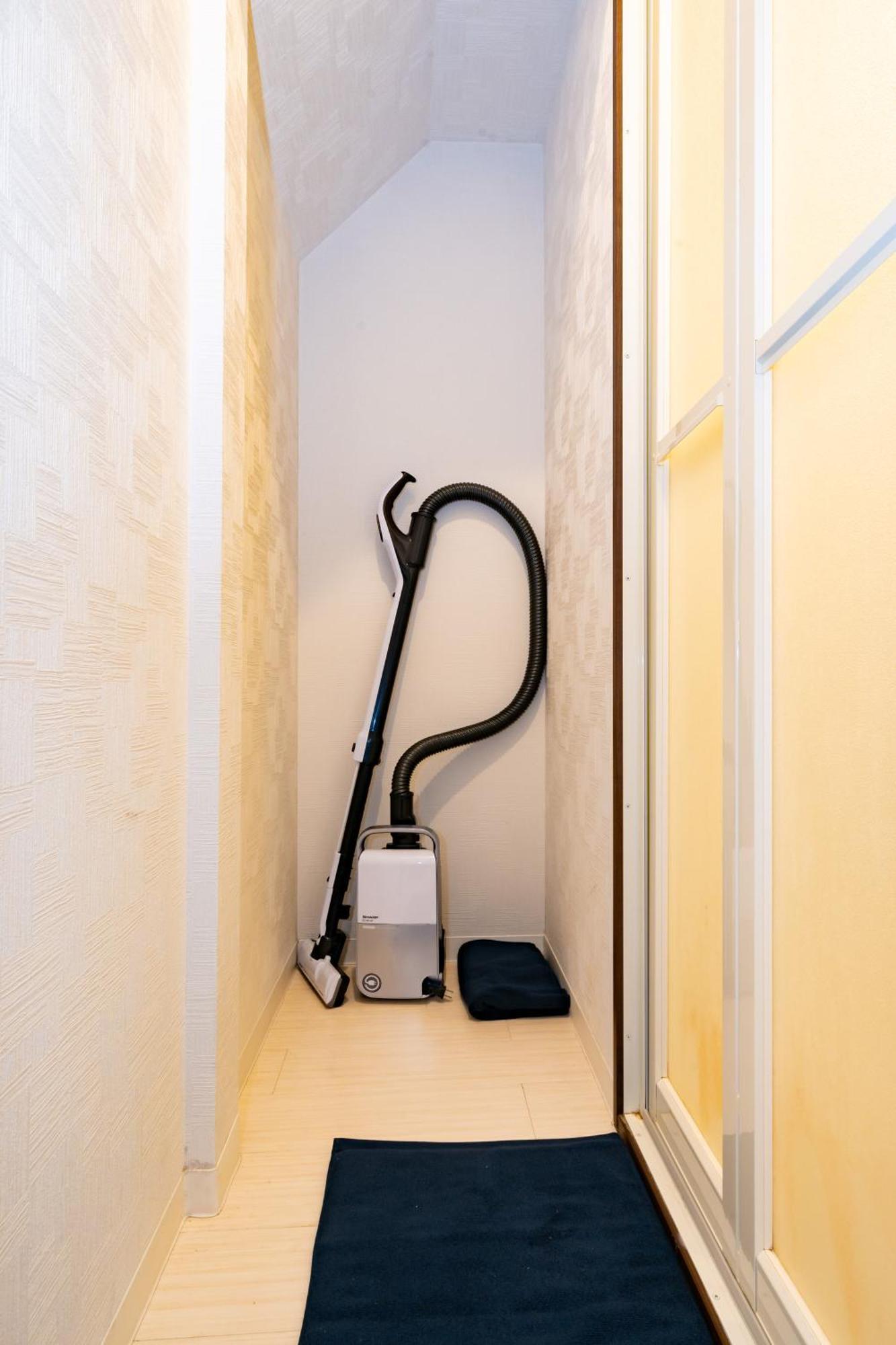 5, Kikukawa, Entire House For Rent *