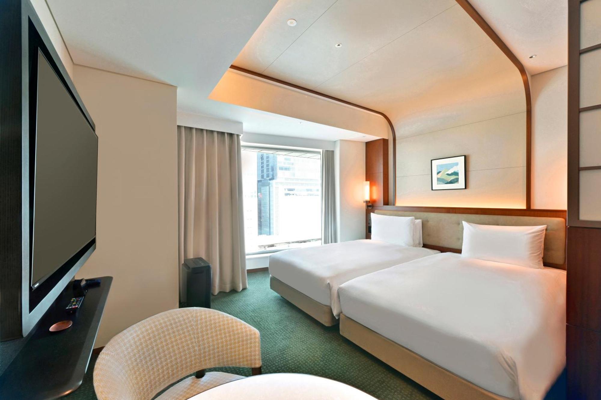 Marunouchi 5*