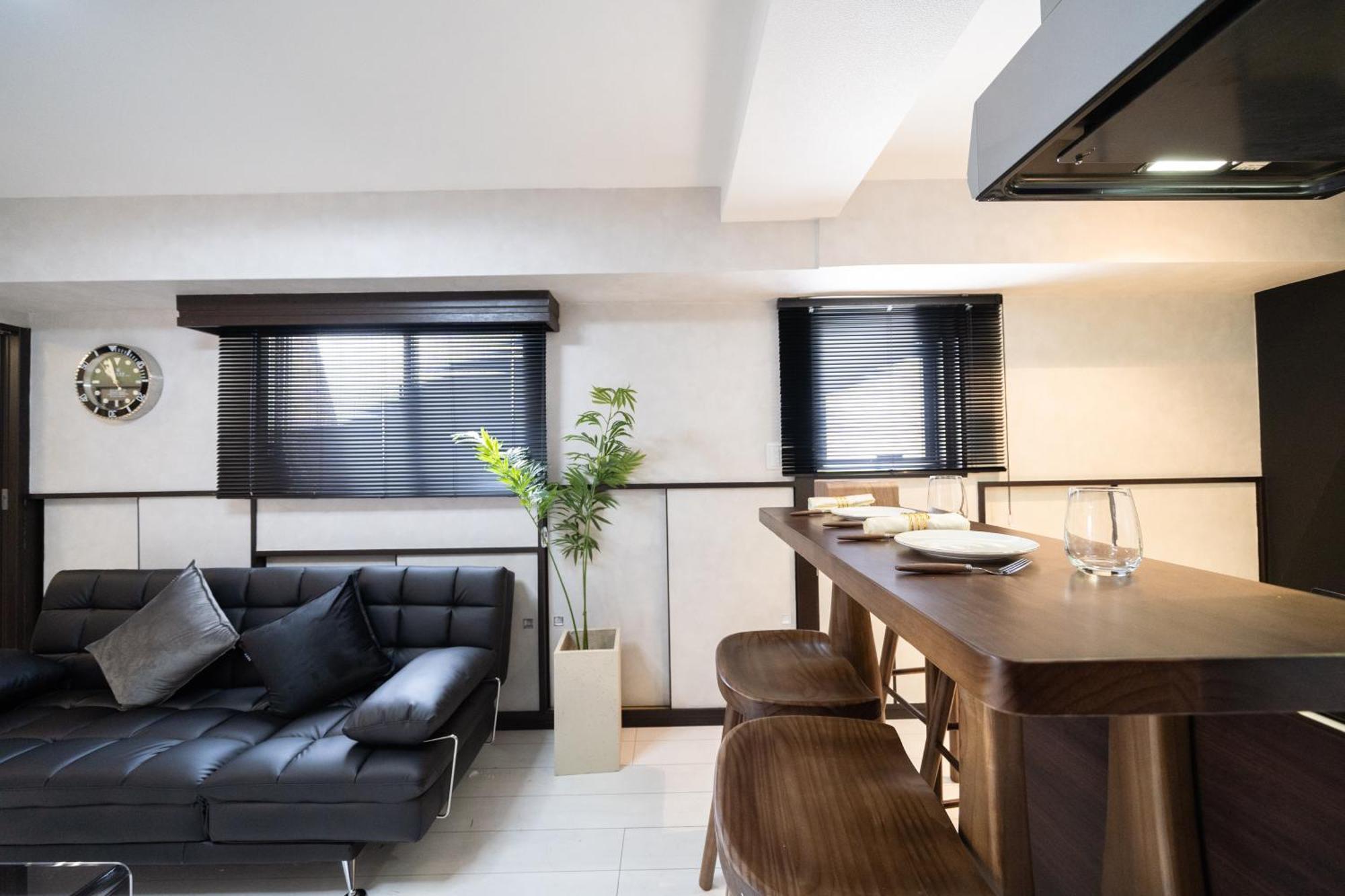 Apartment G112新宿最中心 交通枢纽 超级商圈 两室一厅 新宿三丁目车站4分 2 Shinjuku Center 4 Mins To St Max 7p 直达新宿 涉谷 表参道 池袋 上野 代代木 银座 原宿