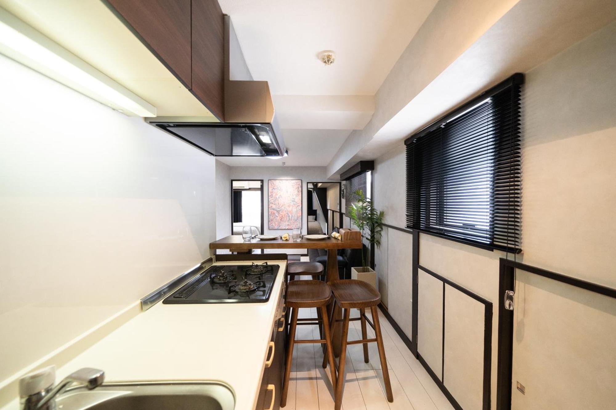 Apartment G112新宿最中心 交通枢纽 超级商圈 两室一厅 新宿三丁目车站4分 2 Shinjuku Center 4 Mins To St Max 7p 直达新宿 涉谷 表参道 池袋 上野 代代木 银座 原宿