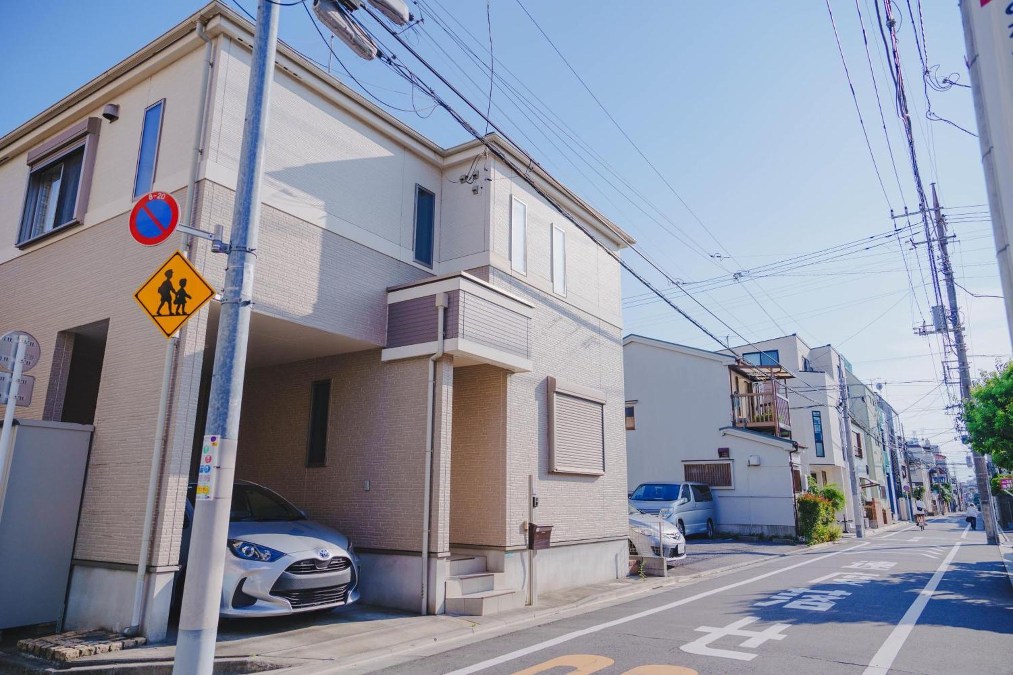 三吉ハウス 秋葉原15分 スカイツリー22分 上野22分 東京駅25分 ディズニー25分 雷門25分 新宿29分 *