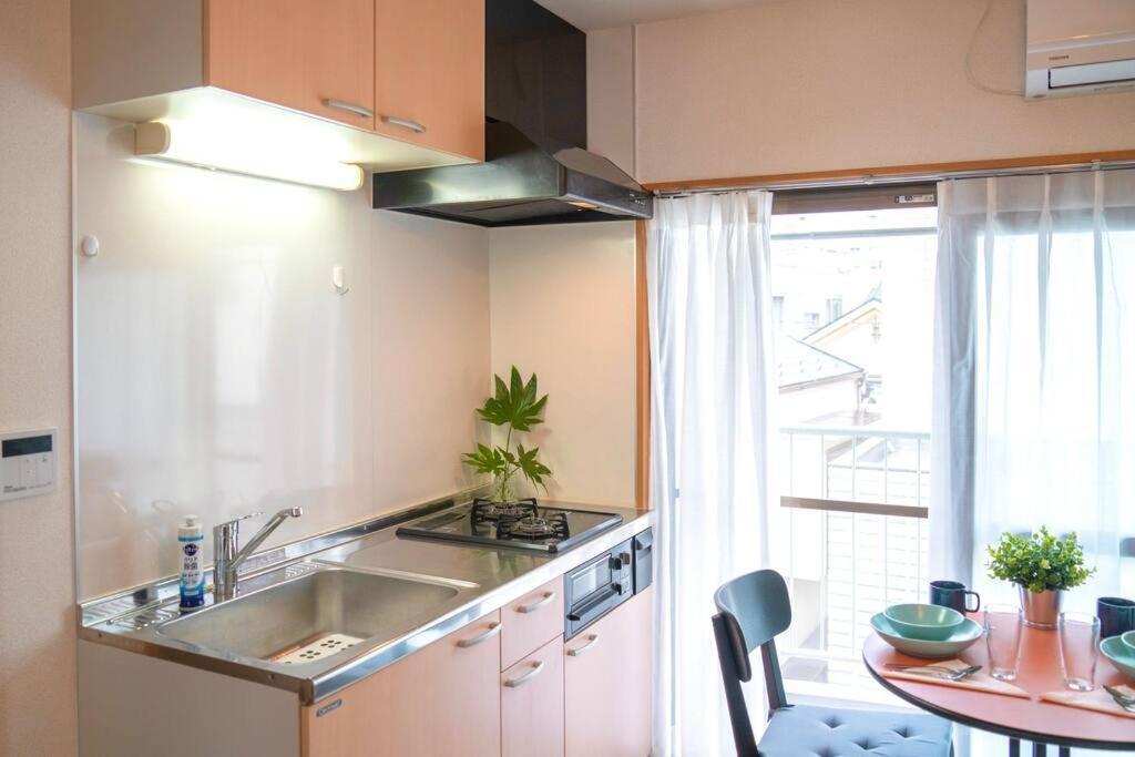 Apartment 新宿一站5分钟-酒馆购物街-安静品质公寓-直达皇居秋叶原-104 Tokyo