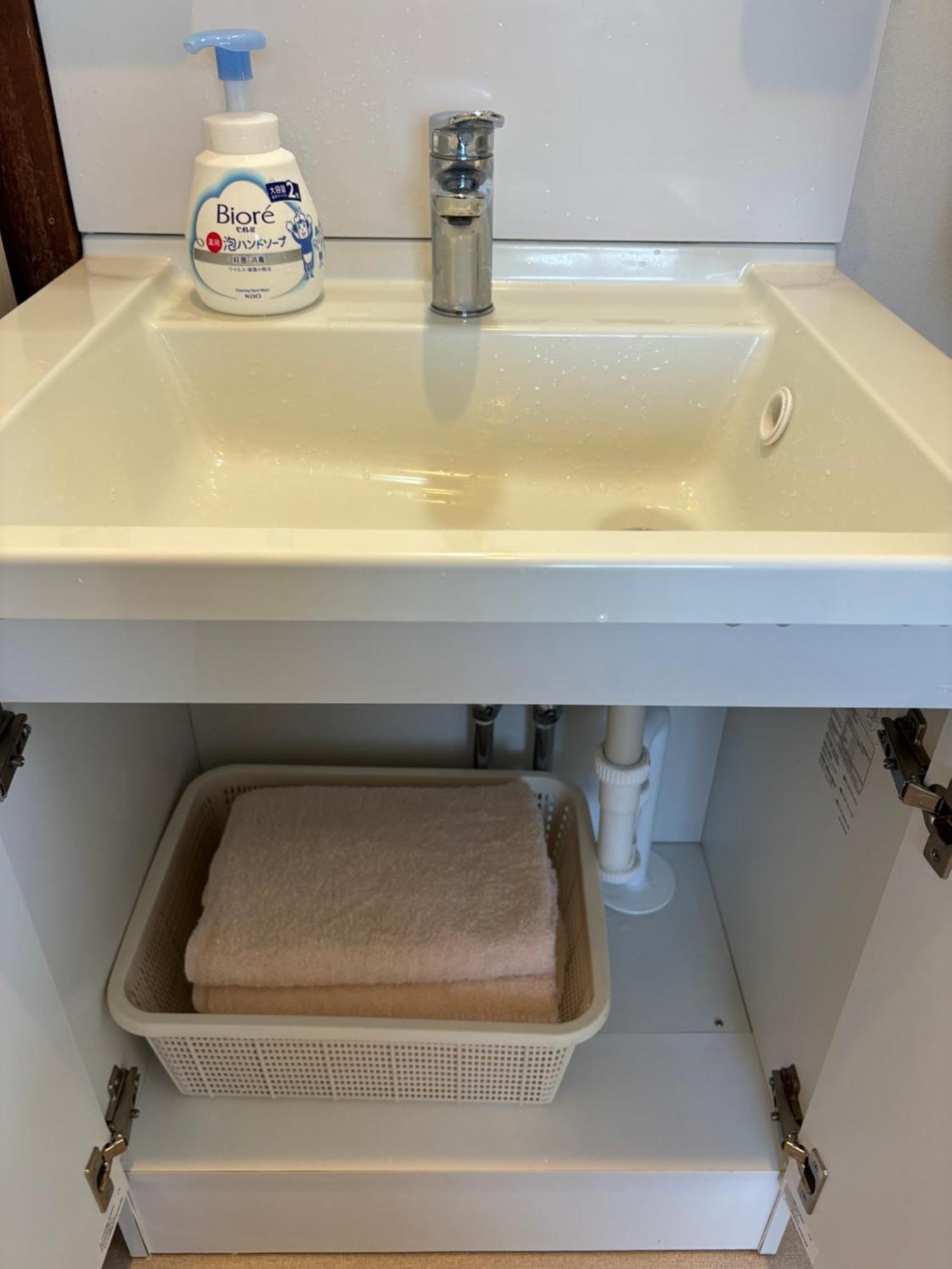 Apartment Urayasu House! For Up To 6 People, 15 Min Bus Ride To Disney! Tokyo