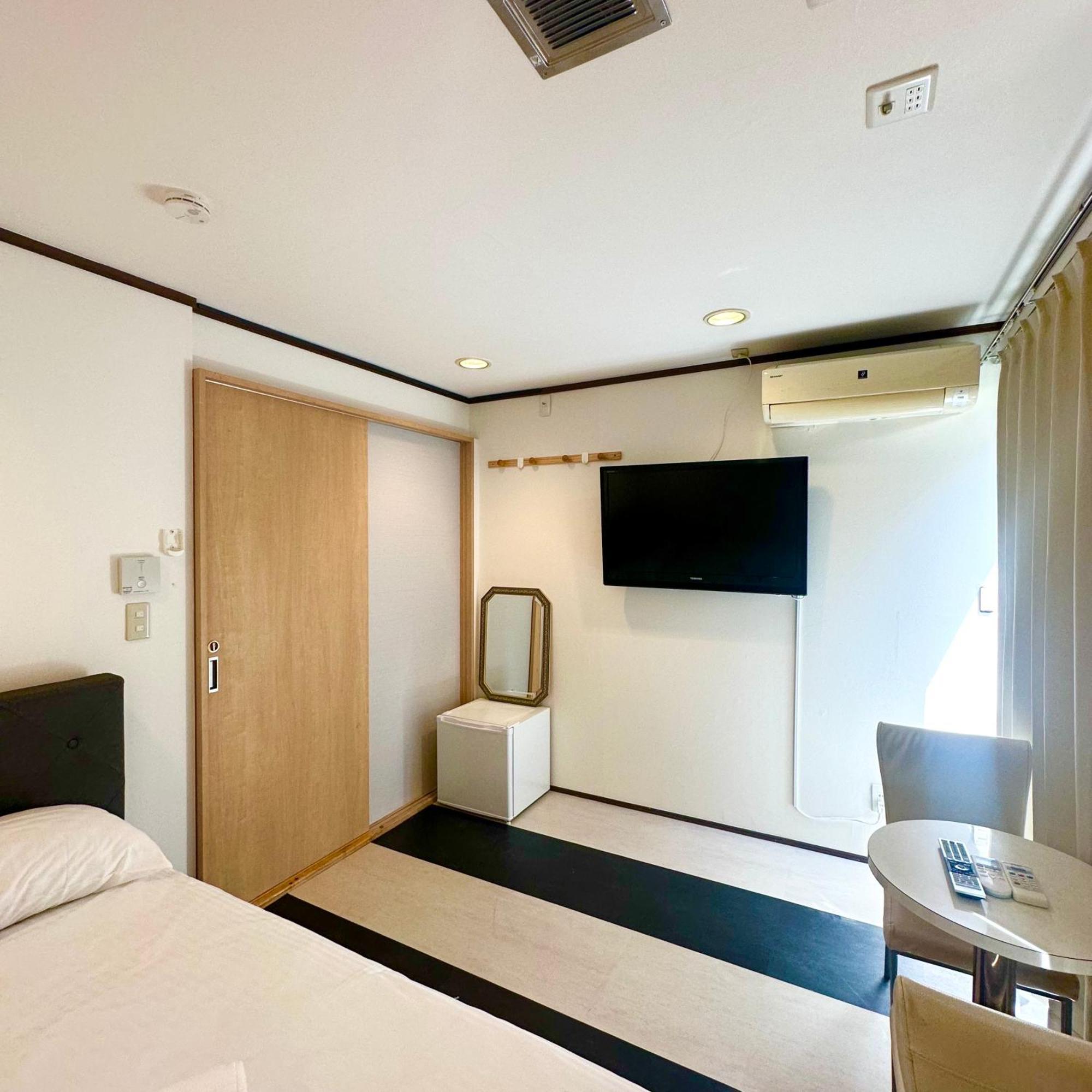 Ookubo Hills Family Apartment *