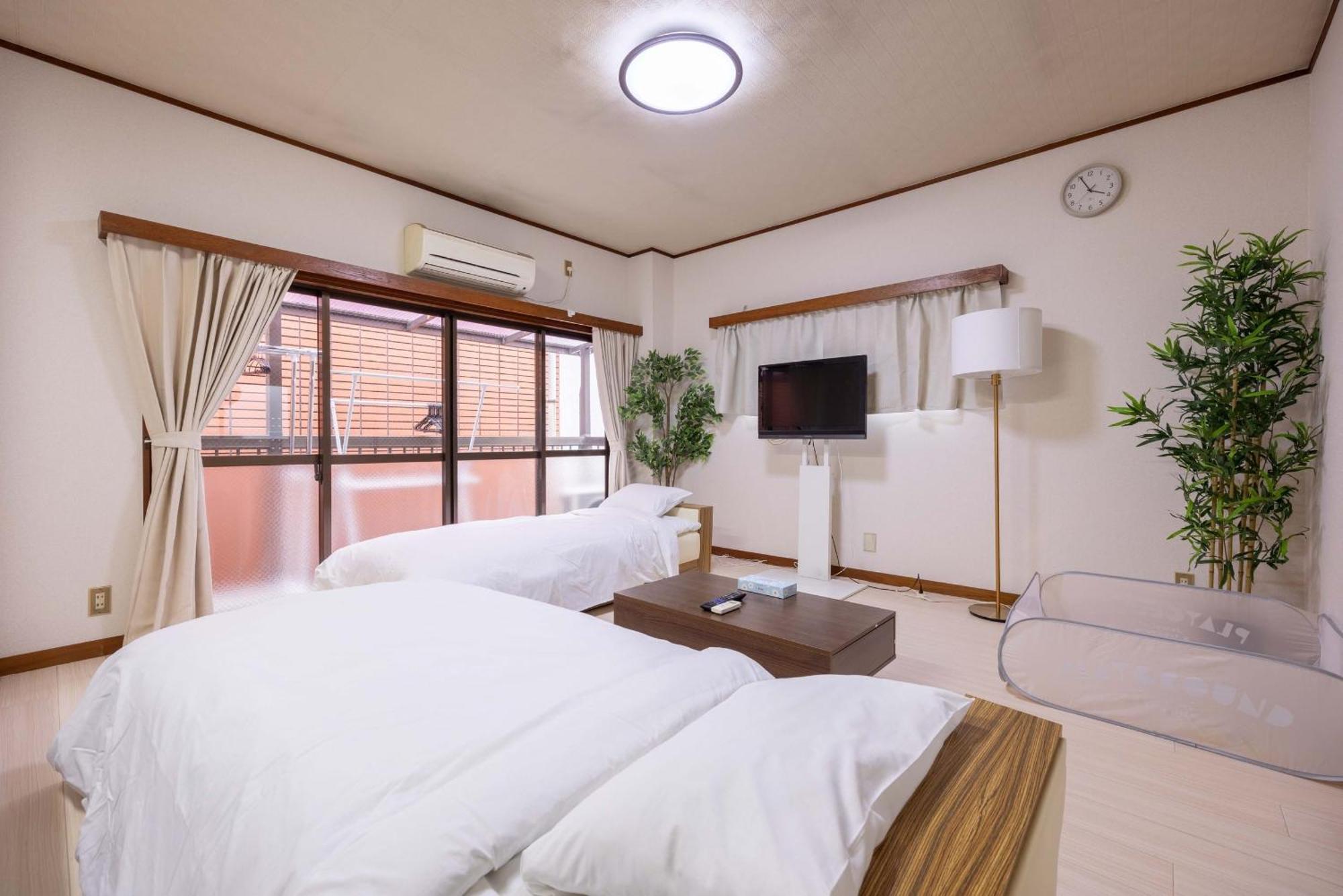 Higashi Komagata Building 2f3f Hk23 Apartment Tokyo