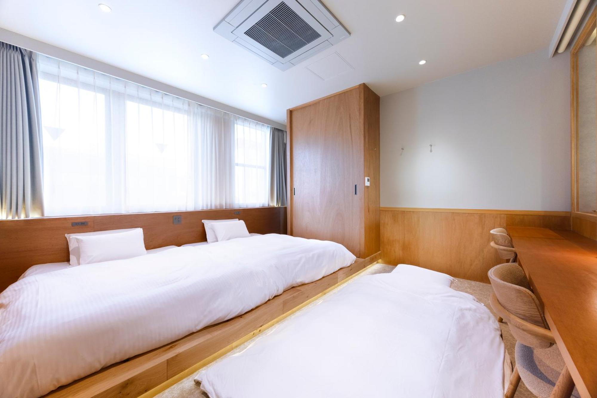 Yuuro Bath-living Ryogoku Apartment *
