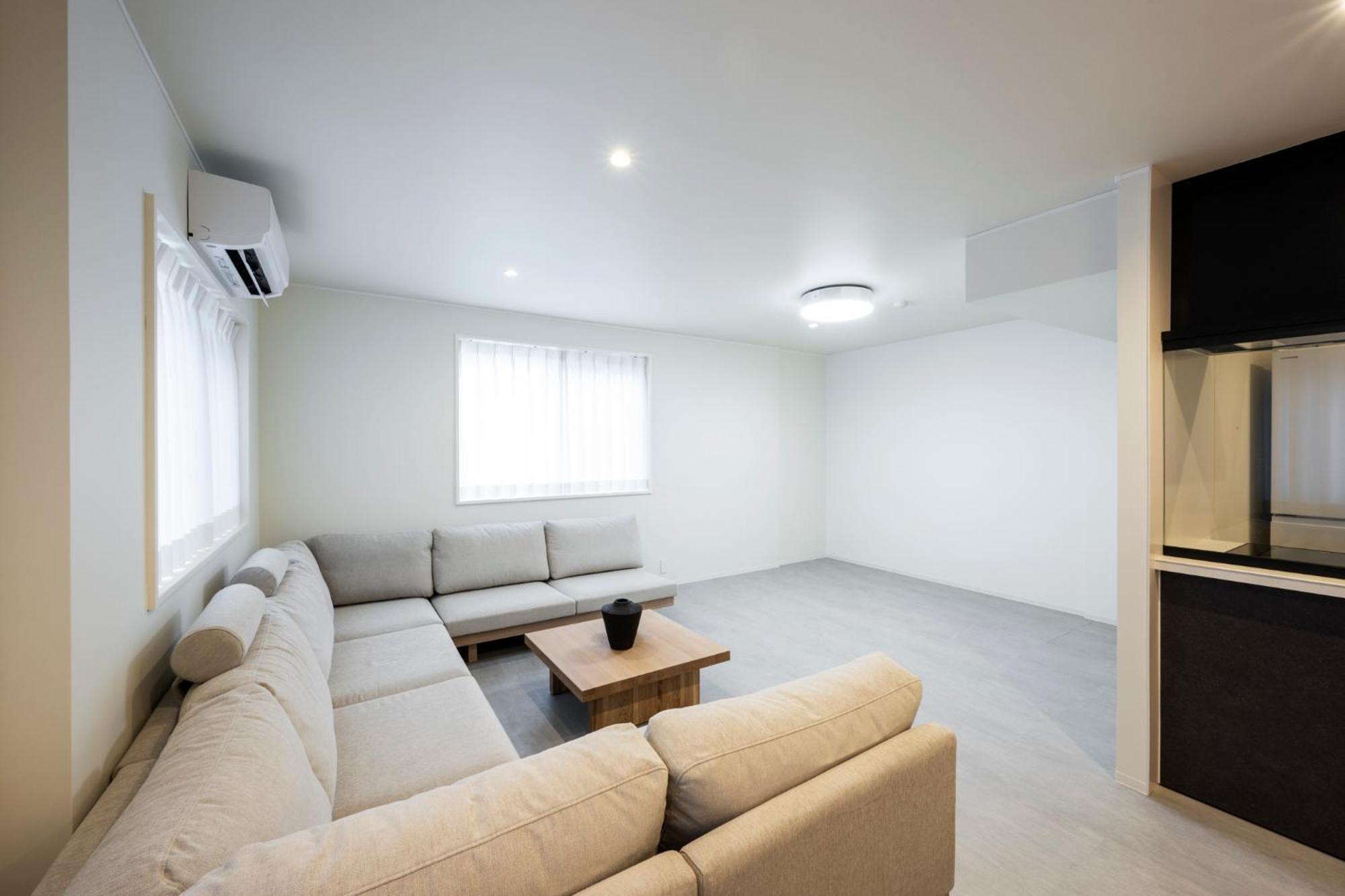 Give Kagurazaka Apartment *