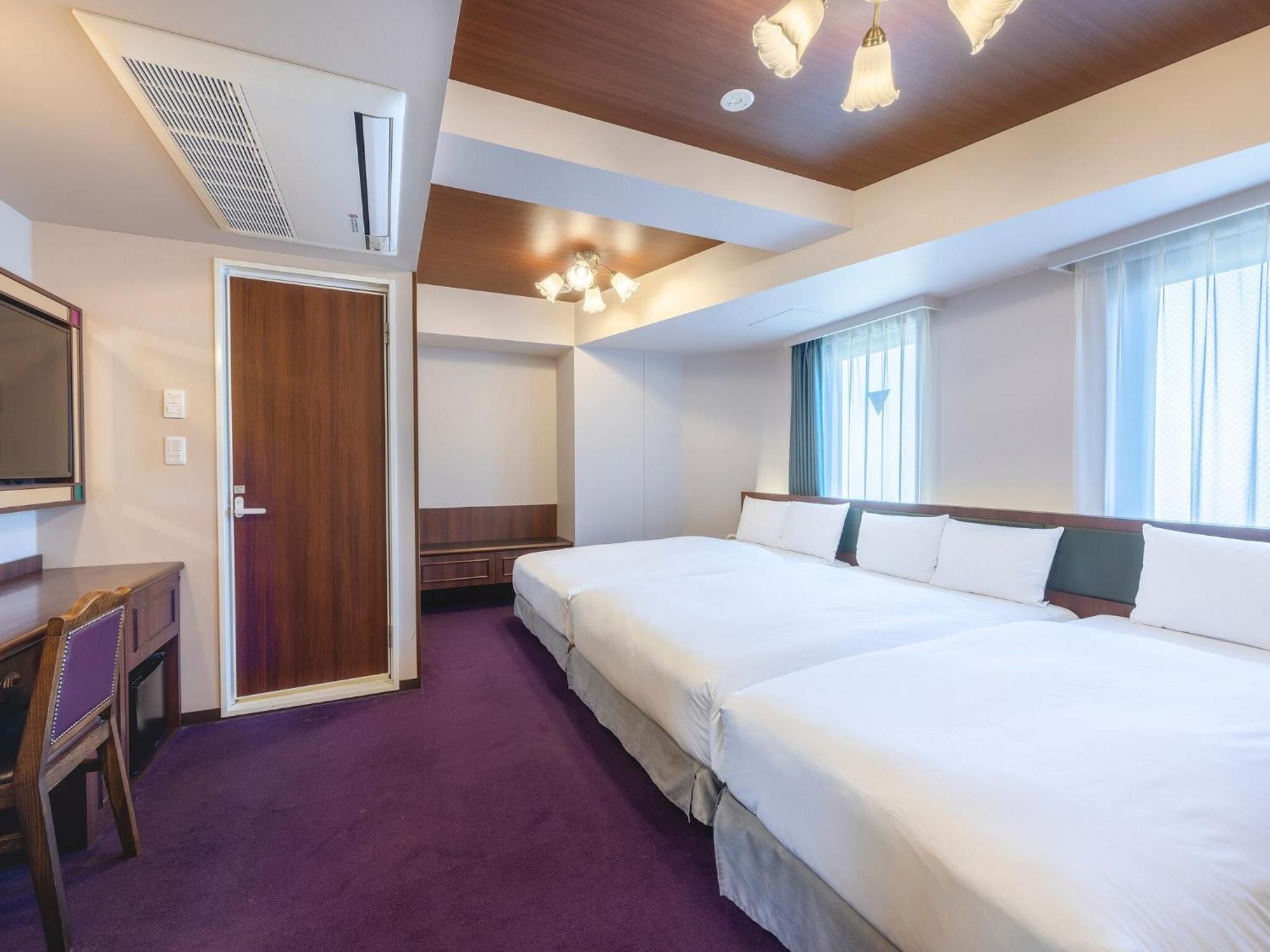 Wing International Select Ikebukuro Hotel 3*