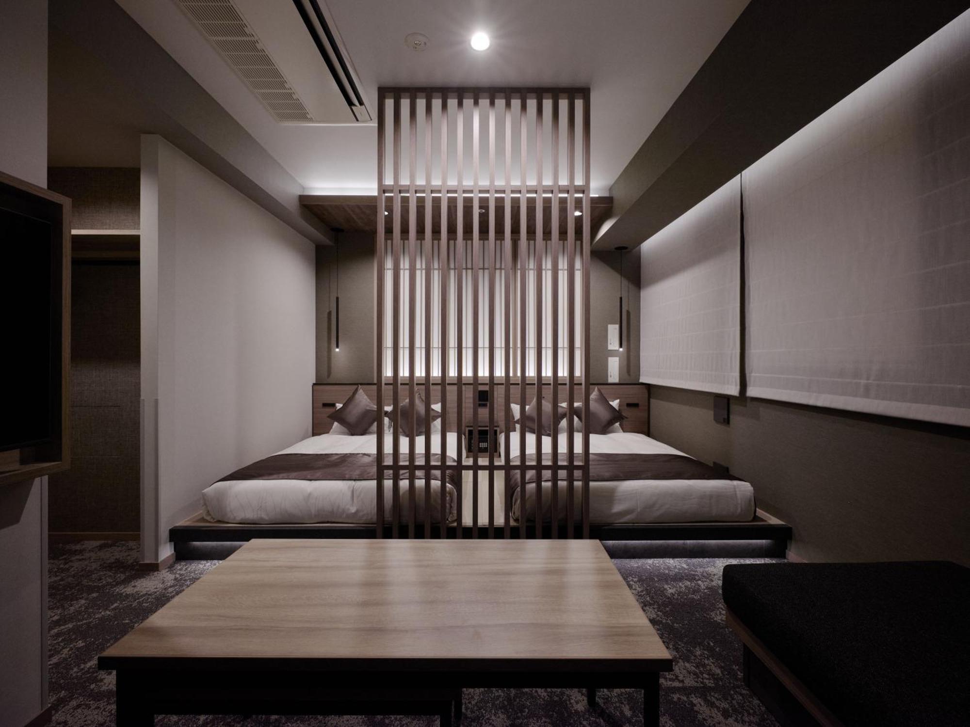 Grand Monday Ginza