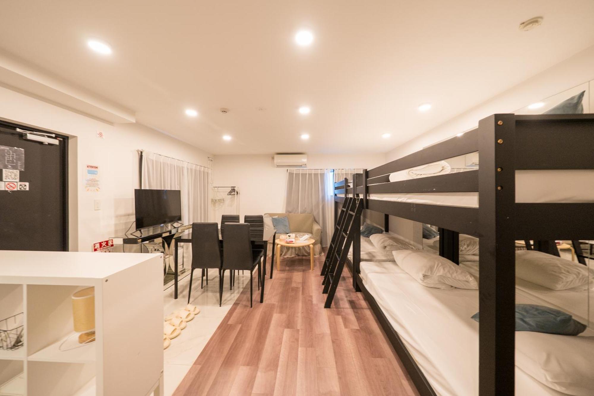 Space F Yoyogi Apartment *