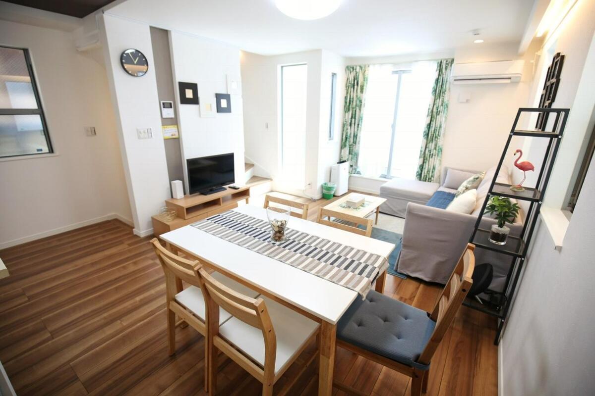 2 Minutes Direct To Ikebukuro For 10 People Ree Wi-fi