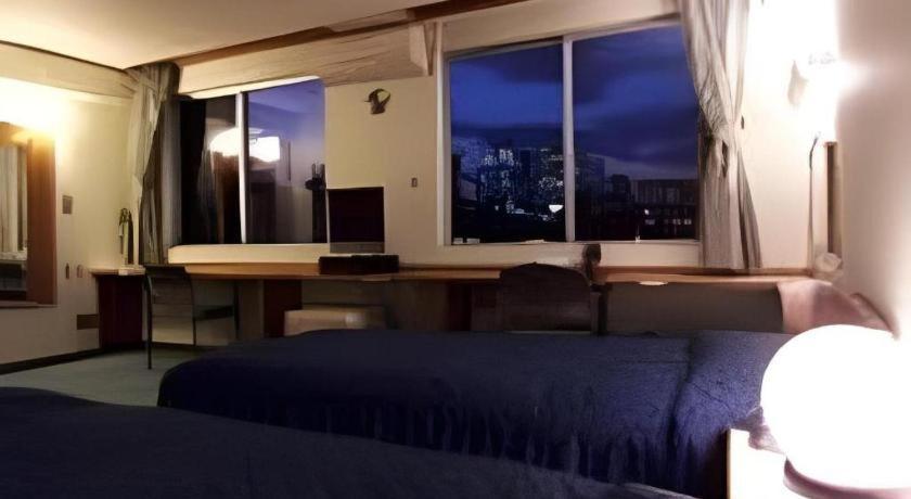 Business Hotel