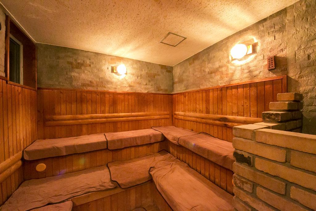 & Capsule Grandpark-inn Sugamo