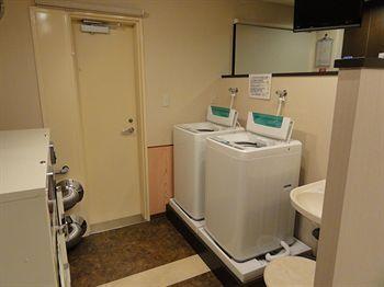 Urvest Kamata West Hotel 2*