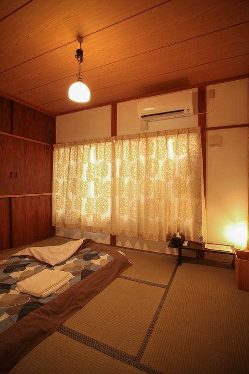 Sheena To Ippei Guest house