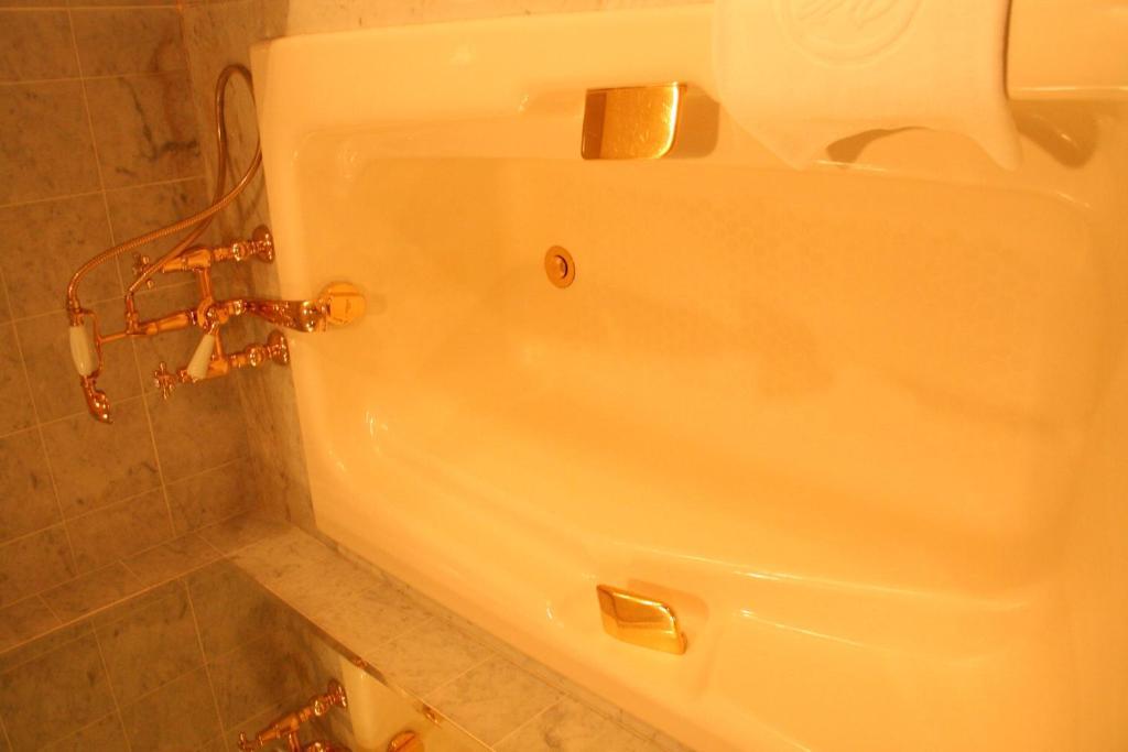 Hotel Uraku Aoyama 4*