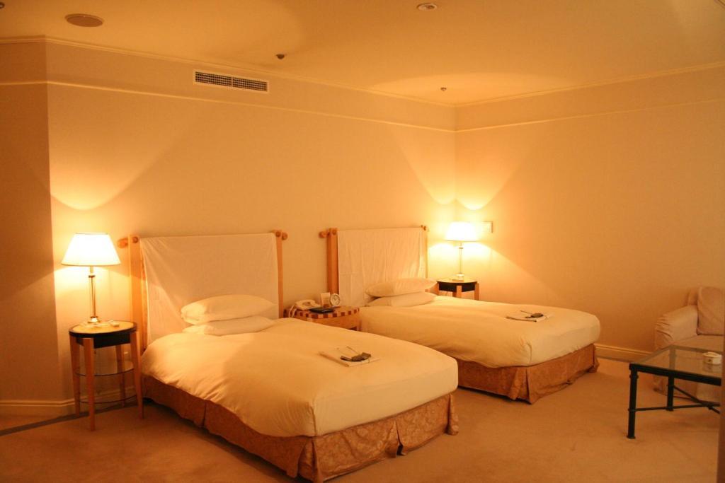 Uraku Aoyama Hotel 4*