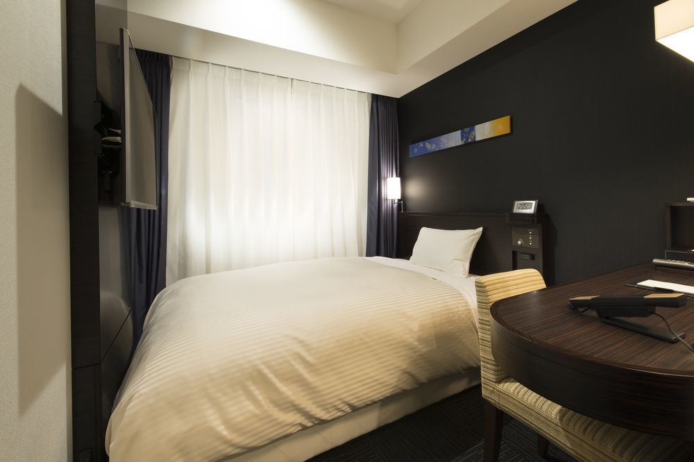 Guest1 Ueno Ekimae Hotel 3*