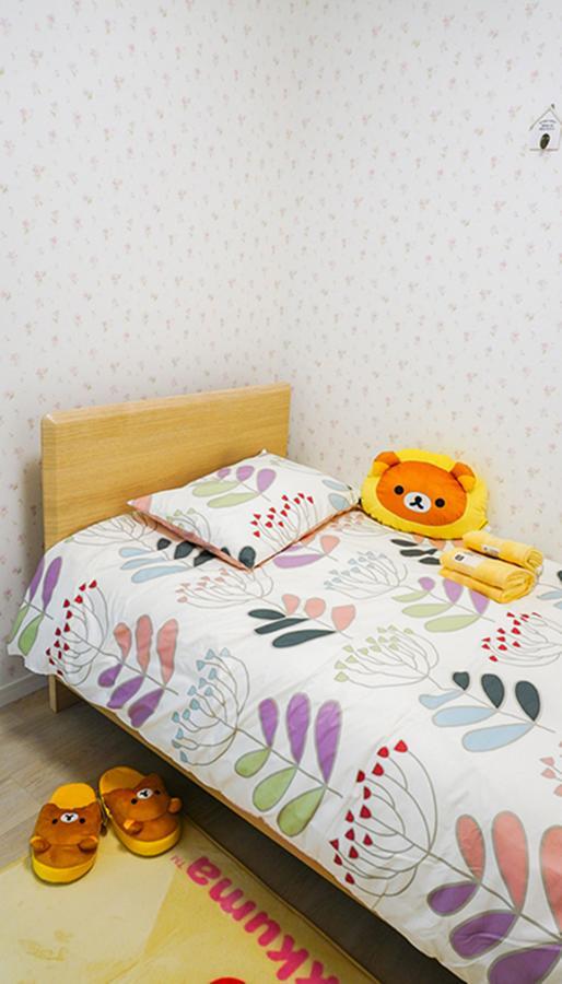 Breeze Shortstay Female Only *